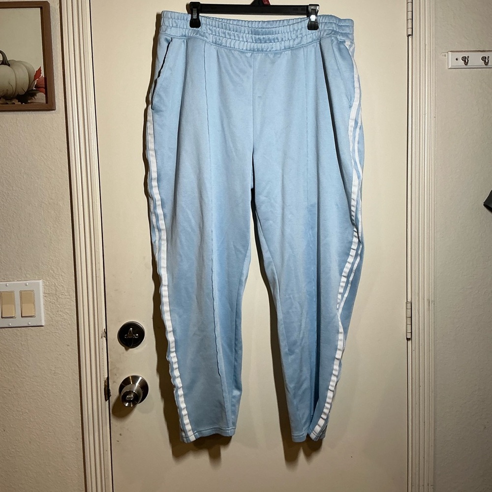 Women’s Old Navy Athletic Pant Light Blue XXL